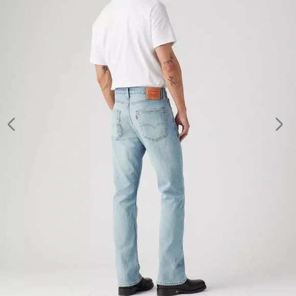 Levi’s-Men’s 33x34 jeans. 527 slim bootcut. Light wash. Good preowned condition! - Picture 8 of 13